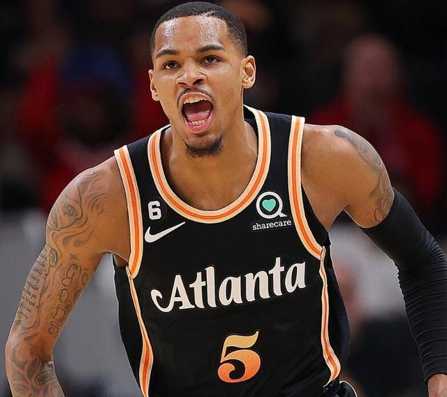 伦卡是凭借 伦卡是凭借