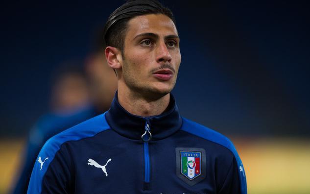 在关键传球 在关键传球